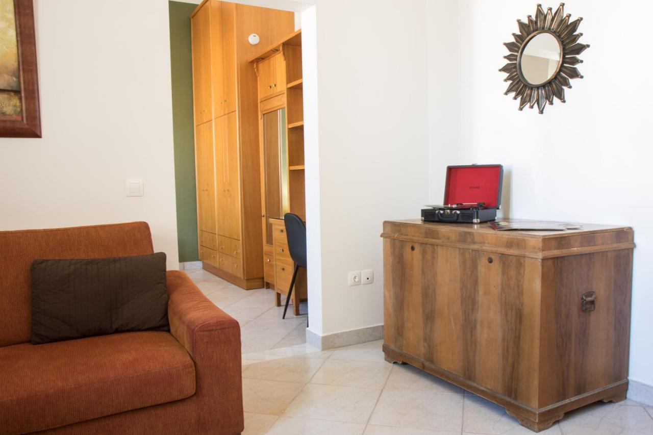 Niochori Heritage: The Pianist Suite Rhodes City Bagian luar foto